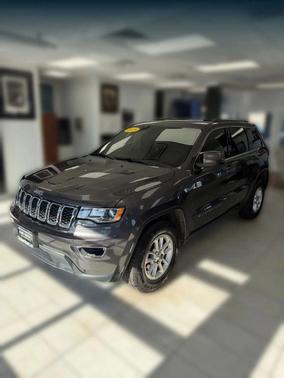2019 Jeep Grand Cherokee Laredo