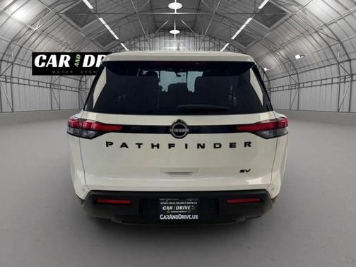 2022 Nissan Pathfinder SV 2WD