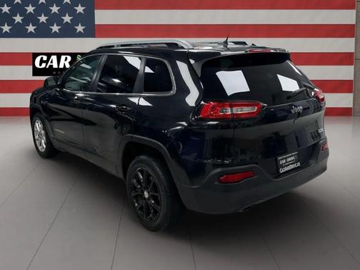 2015 Jeep Cherokee Sport