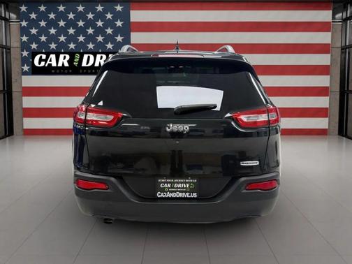 2015 Jeep Cherokee Sport