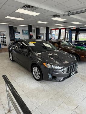 Magnetic Metallic 2020 Ford Fusion SE