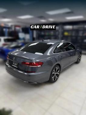 2022 Volkswagen Passat 2.0T SE