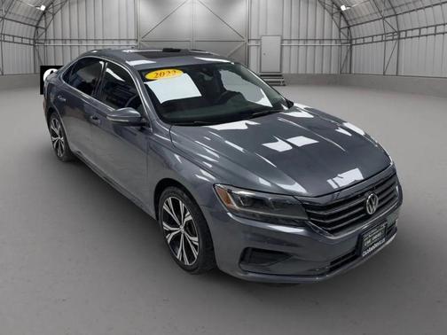 2022 Volkswagen Passat 2.0T SE