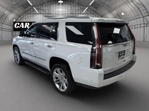 2018 Cadillac Escalade Luxury