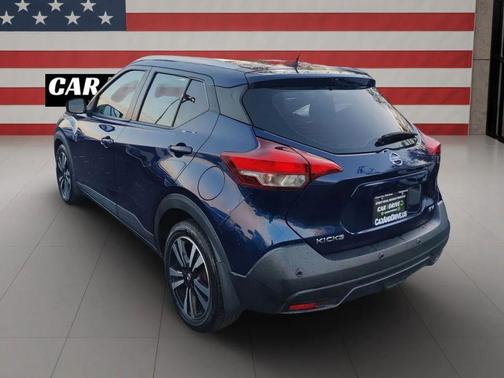 2020 Nissan Kicks SV