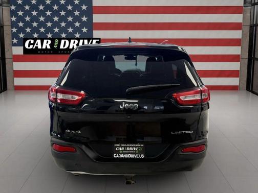 2015 Jeep Cherokee Sport