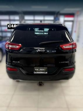 2015 Jeep Cherokee Sport