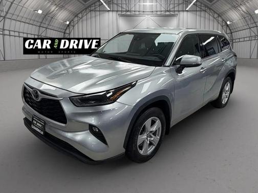 2021 Toyota Highlander LE