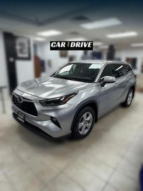 2021 Toyota Highlander LE