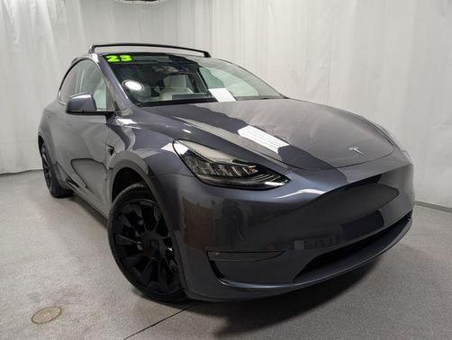 2023 Tesla Model Y Long Range