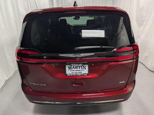 Velvet Red Pearlcoat 2023 Chrysler Pacifica Touring-L