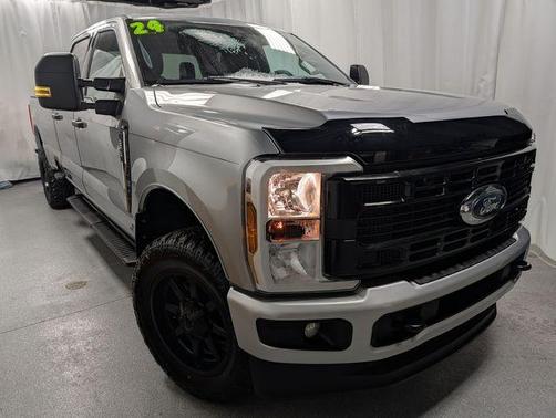 2024 Ford F-350 XLT