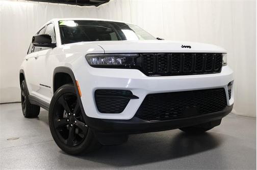 2023 Jeep Grand Cherokee Altitude