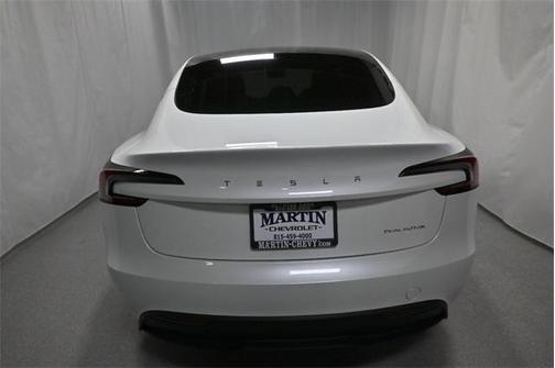 2025 Tesla Model 3 Long Range