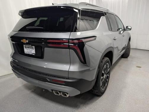 Sterling Gray Metallic 2026 Chevrolet Traverse LT