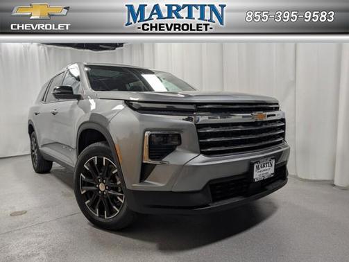 Sterling Gray Metallic 2026 Chevrolet Traverse LT