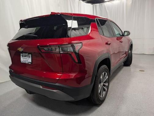 Radiant Red 2027 Chevrolet Equinox LT