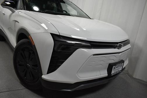 Summit White 2025 Chevrolet Blazer EV LT