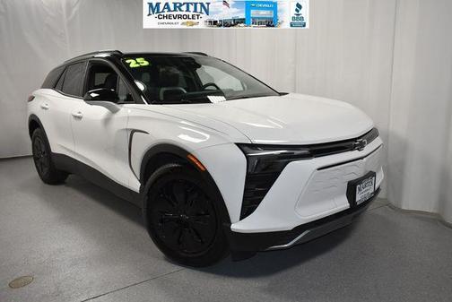 Summit White 2025 Chevrolet Blazer EV LT