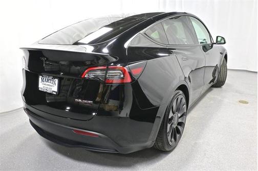 2023 Tesla Model Y Performance