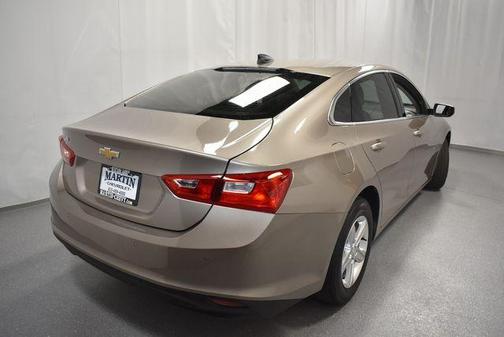Mineral Gray Metallic 2022 Chevrolet Malibu 1LS
