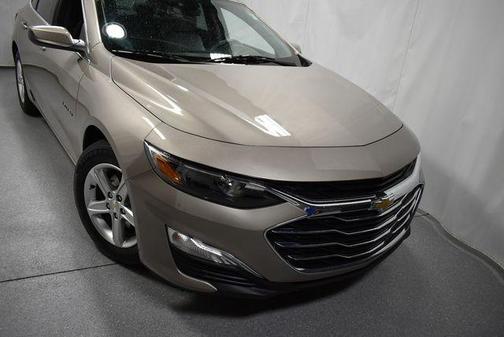 Mineral Gray Metallic 2022 Chevrolet Malibu 1LS