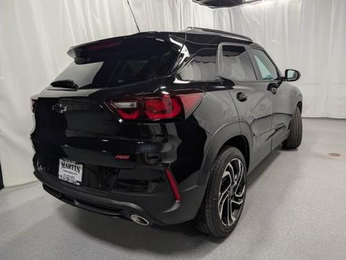 Mosaic Black Metallic 2026 Chevrolet Trailblazer RS