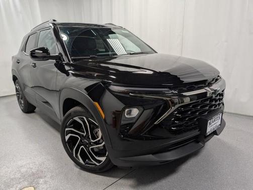Mosaic Black Metallic 2026 Chevrolet Trailblazer RS