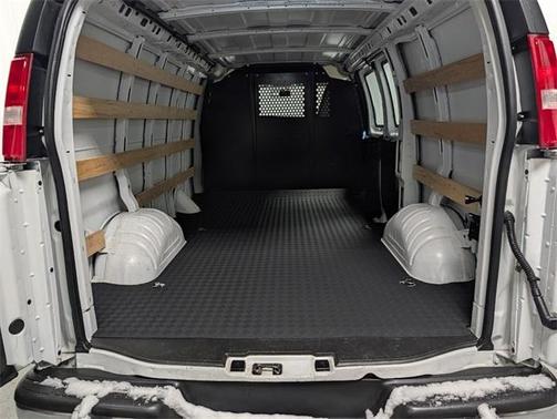 2024 GMC Savana 2500 Work Van