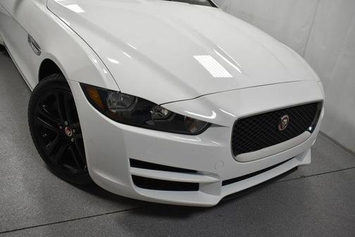 Polaris White 2017 Jaguar XE 35t Premium