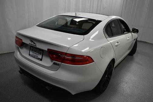 Polaris White 2017 Jaguar XE 35t Premium
