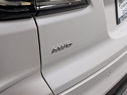 Crystal White Tri-Coat 2024 Cadillac XT4 Sport