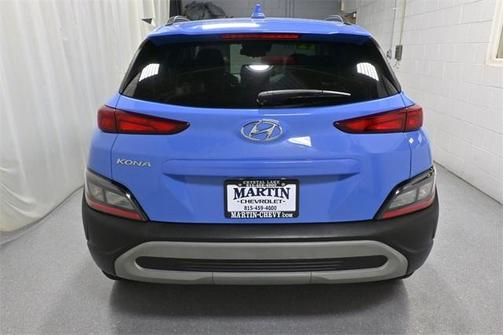 2022 Hyundai KONA SEL