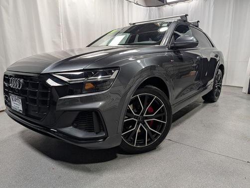 Daytona Gray Pearl Effect 2020 Audi Q8 55 Premium Plus