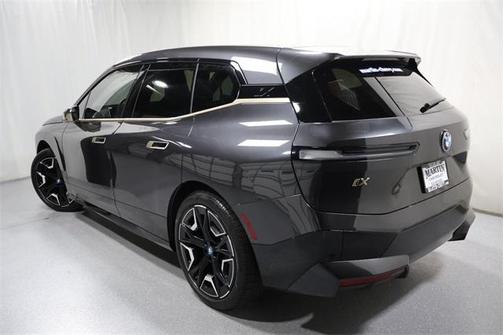 2022 BMW iX xDrive50