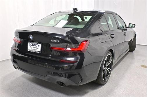 2022 BMW 330 i xDrive