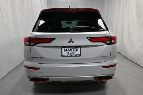2023 Mitsubishi Outlander PHEV 