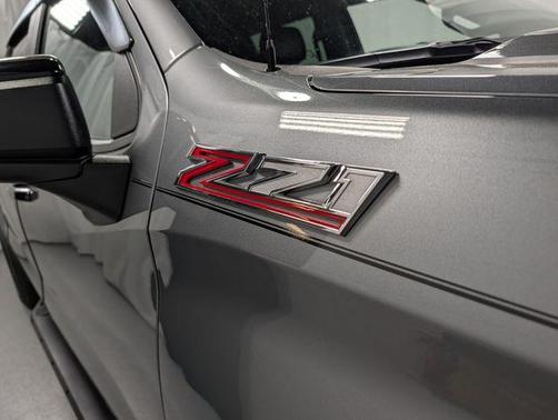 Satin Steel Metallic 2019 Chevrolet Silverado 1500 LT Trail Boss