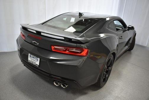 Nightfall Gray Metallic 2018 Chevrolet Camaro 1SS