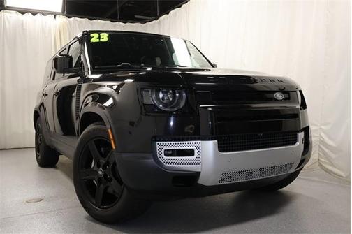 2023 Land Rover Defender SE