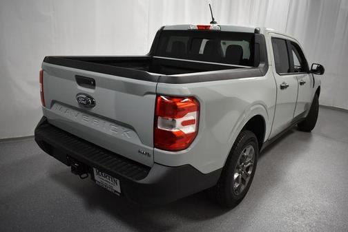 Cactus Green / Gray 2022 Ford Maverick XLT