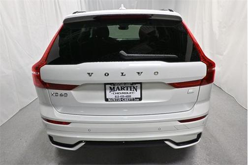 2022 Volvo XC60 Recharge Plug-In Hybrid T8 R-Design