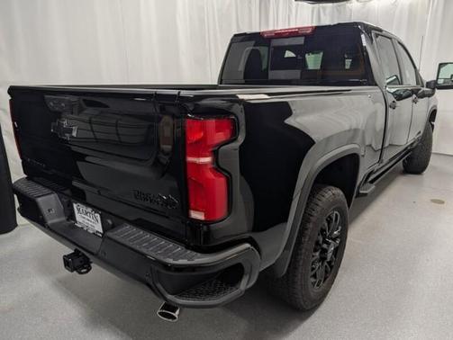 Black 2026 Chevrolet Silverado 3500 High Country