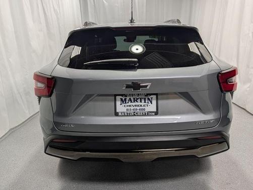 Sterling Gray Metallic 2025 Chevrolet Trax ACTIV