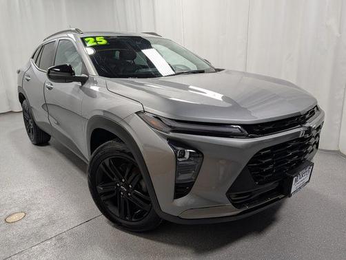 Sterling Gray Metallic 2025 Chevrolet Trax ACTIV