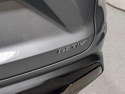 Sterling Gray Metallic 2025 Chevrolet Trax ACTIV
