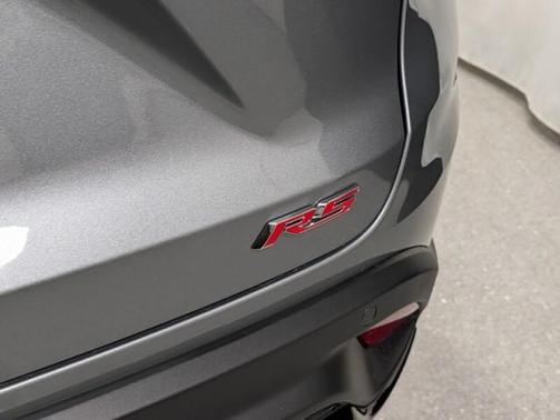 Sterling Gray Metallic 2026 Chevrolet Trax 2RS