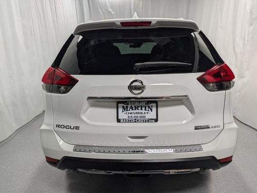 Glacier White 2019 Nissan Rogue S