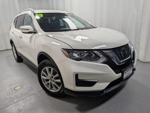 Glacier White 2019 Nissan Rogue S