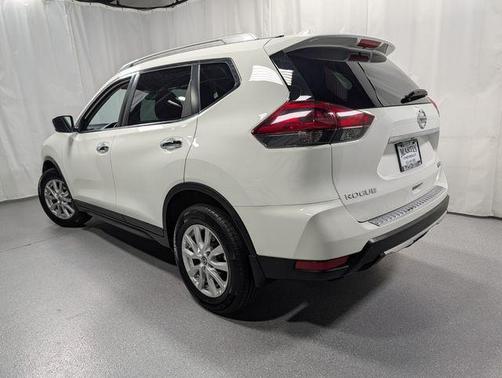 Glacier White 2019 Nissan Rogue S